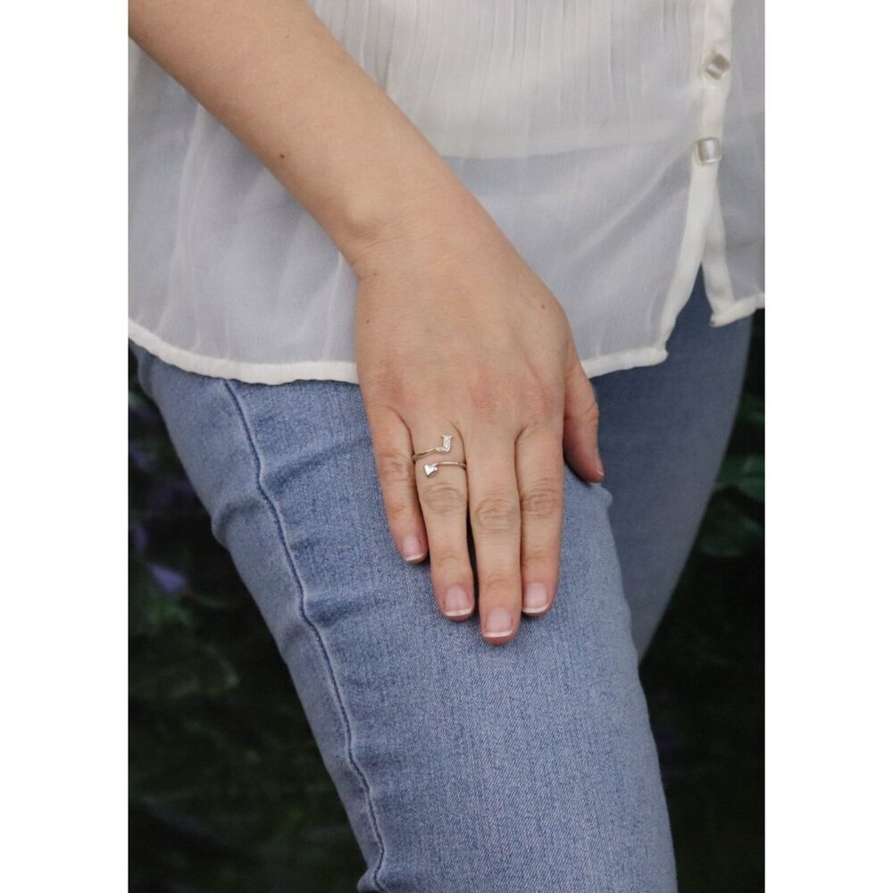 Sterling Silver Letter J Heart Ring Bypass Ring Size 7 1/2 Avon - Picture 4 of 7